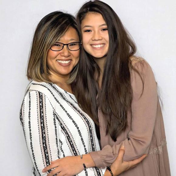 Meet your Posher, Christy - Picture 1 of 1